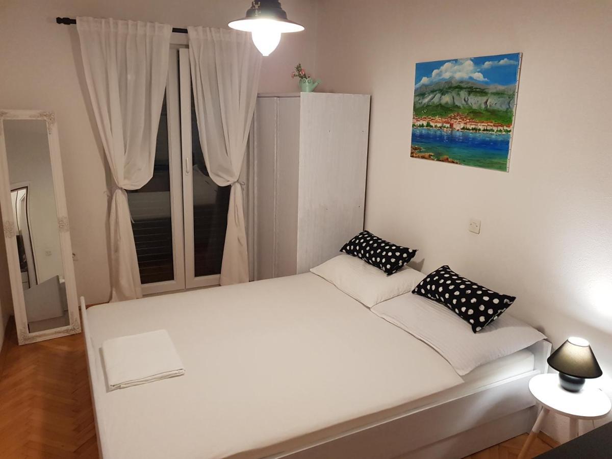 Studio Flat For 2 Lägenhet Makarska Exteriör bild
